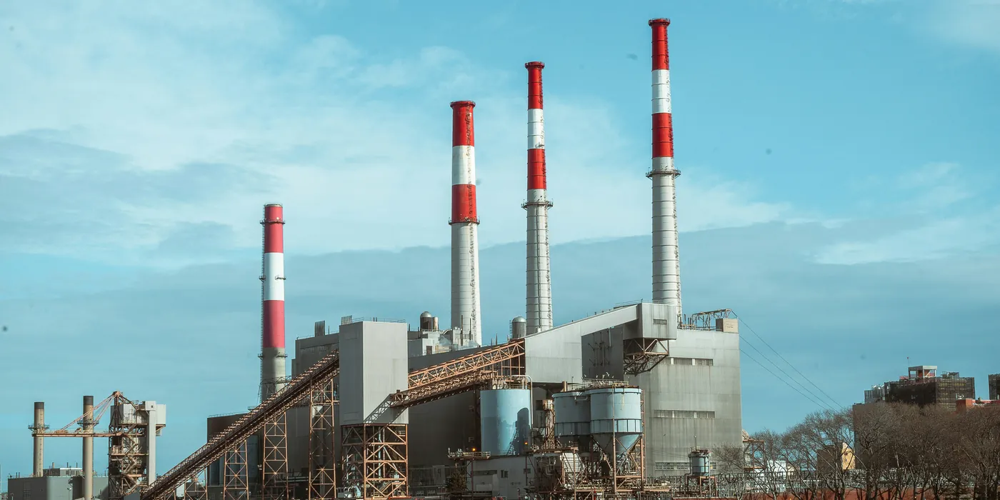 Riverside power generation plant